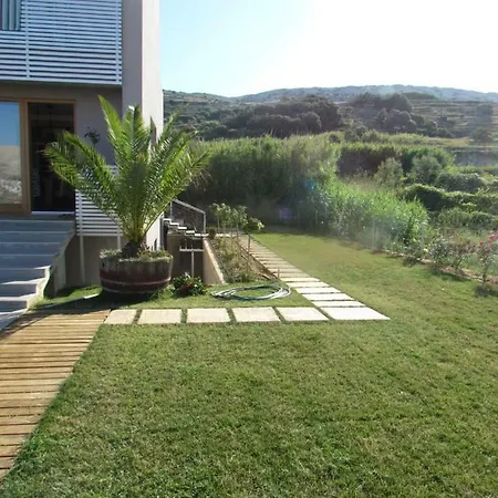 Nainer Apartment