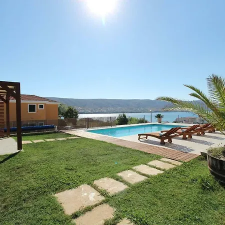 Nainer Apartamento *