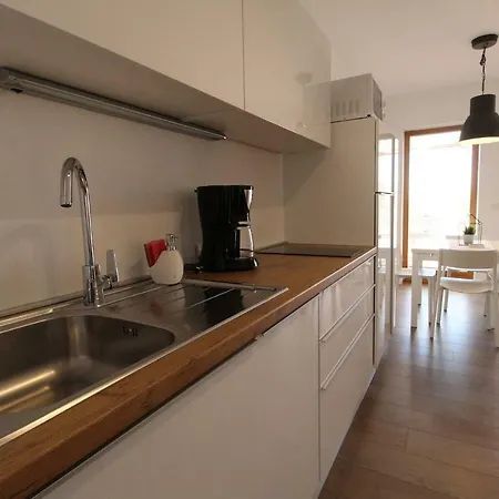 Apartment Nainer