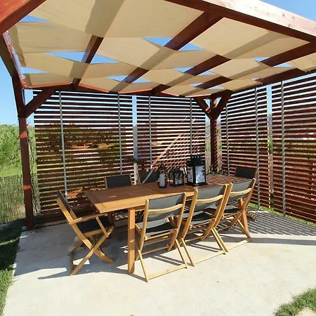 Nainer Apartamento Pag Town