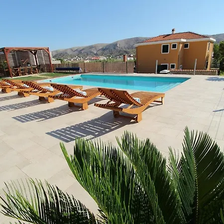 Apartment Nainer Pag Town