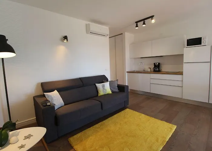 Apartment Nainer